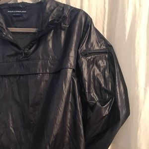 Light Hooded wind break